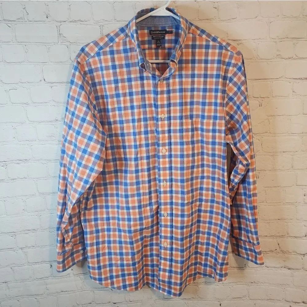 Men's Croft & Barrow "Classic Fit" button-down longsleeve shirt, size small